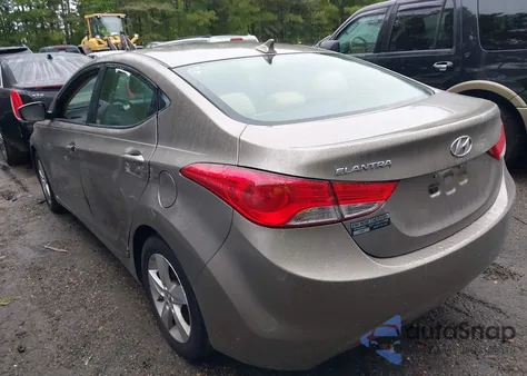 2013 Hyundai Elantra Gls z USA, uszkodzony, nr VIN 5NPDH4AE1DH340049